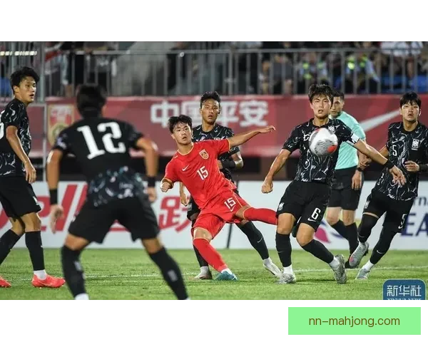 中国男足海口训练营启动体能强化周 主帅强调提升反击速度 中国男足海口训练营启动体能强化周 主帅强调提升反击速度