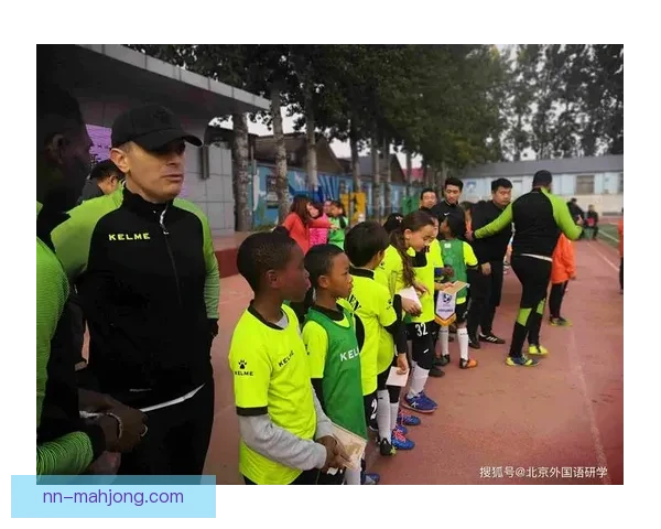 联赛客场表现差异的原因分析与影响因素探讨